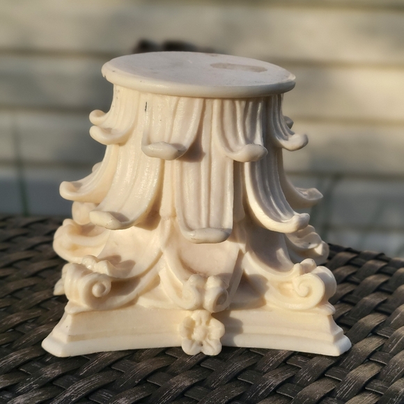 Rare Find "Greek" Candle Pedestal Carved Cream Marble Dust Blend Little Flowers - Picture 1 of 10